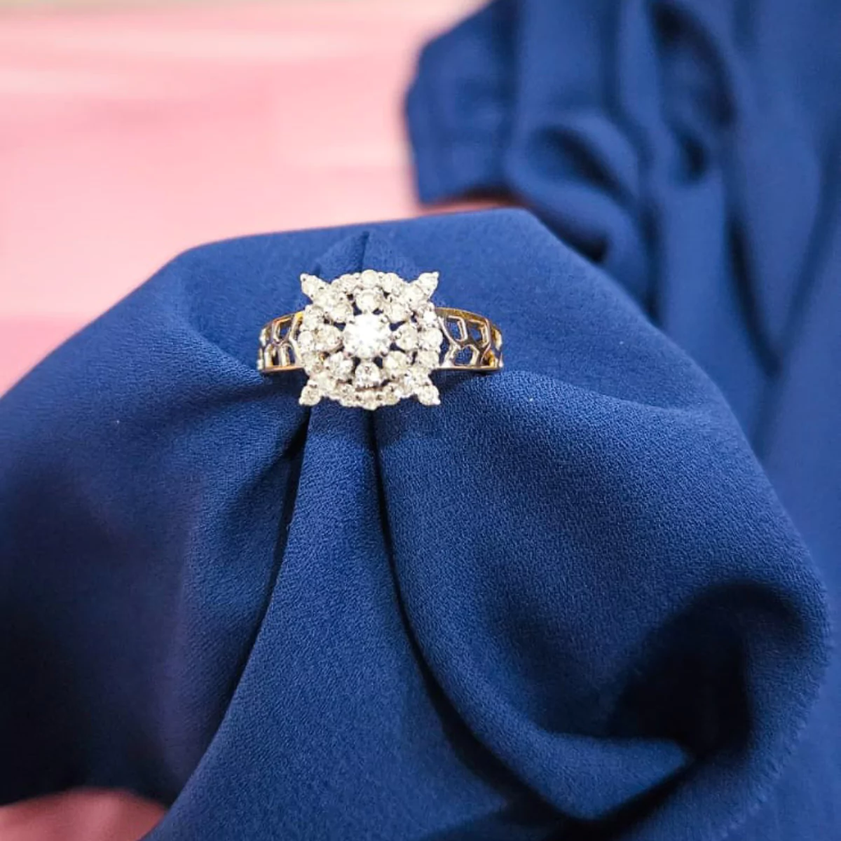 Afsaneh Diamond Ring - Image 3