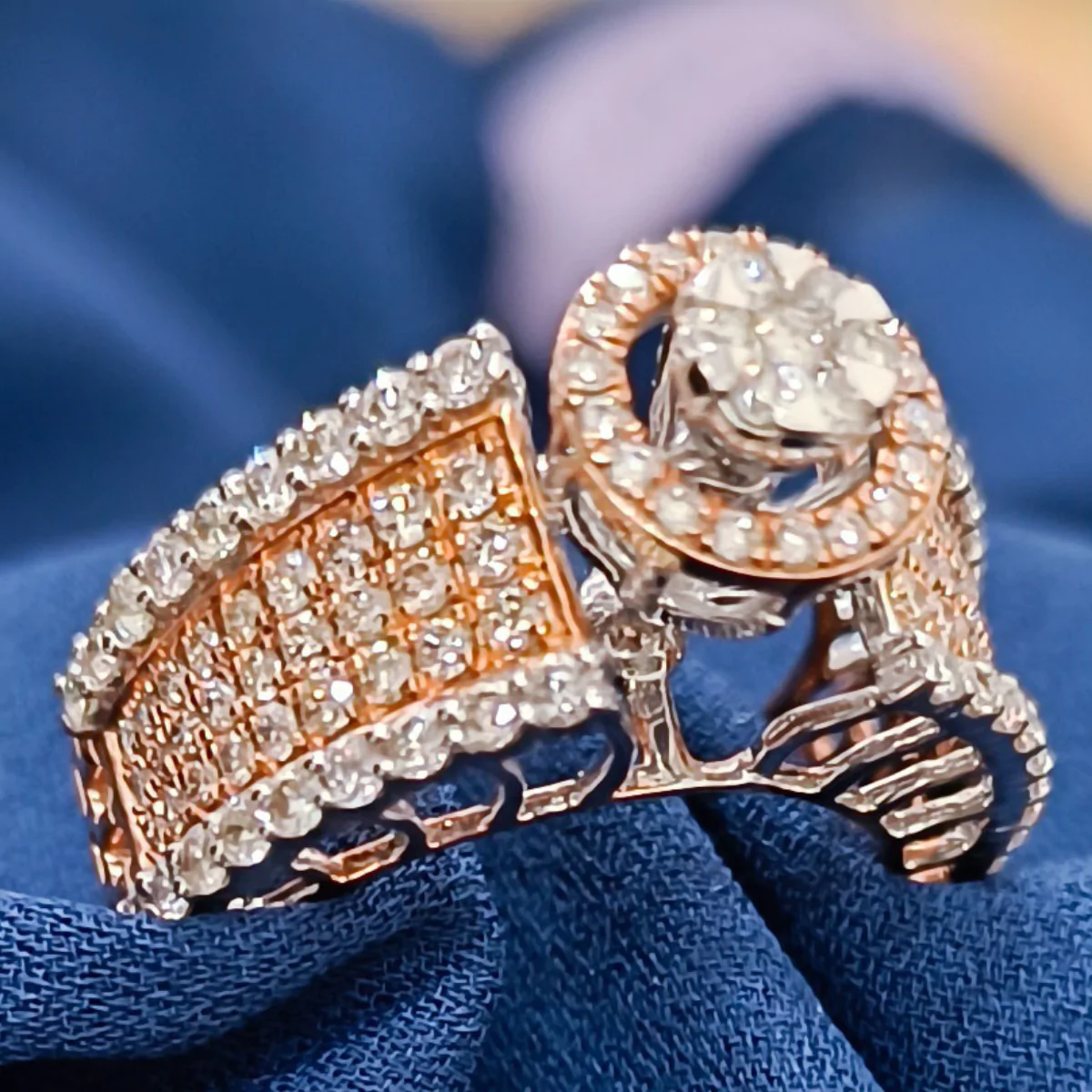 Darien Diamond Ring - Image 3