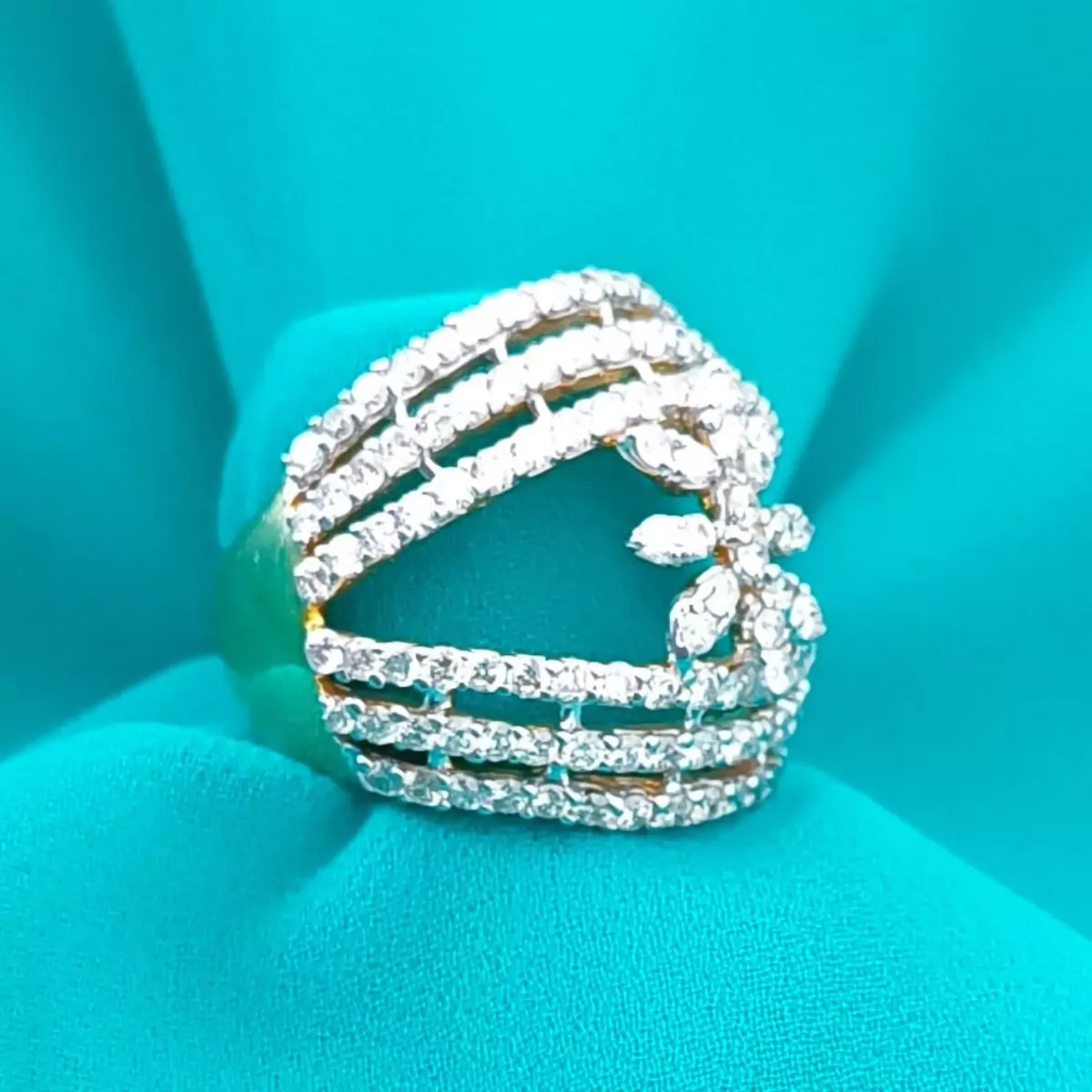 Namasya Diamond Ring - Image 3