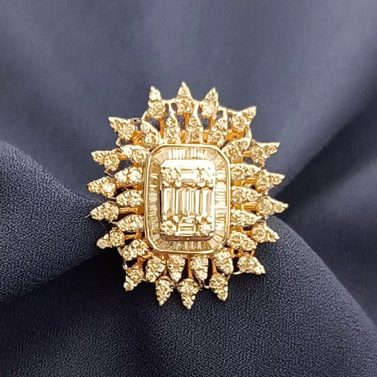 Sansa Square Shaped Diamond Ring - Image 5